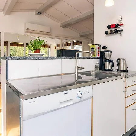 6 Person In Stege Дом отдыха *