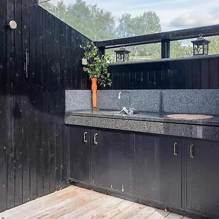 6 Person In Stege * Tyreholm